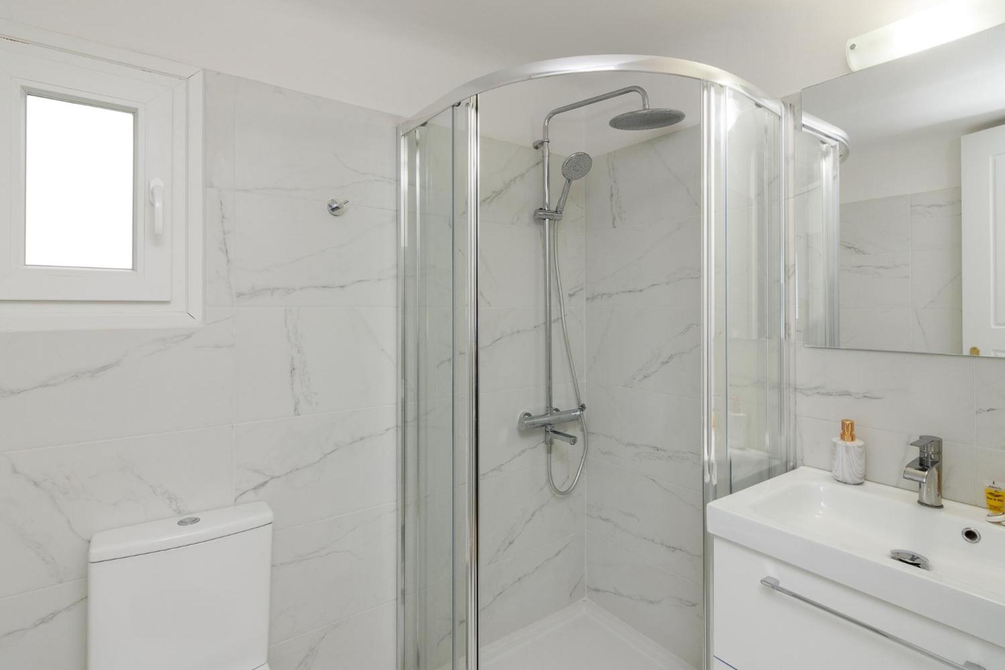 Great House W/ Private Parking Apartamento Atenas Exterior foto