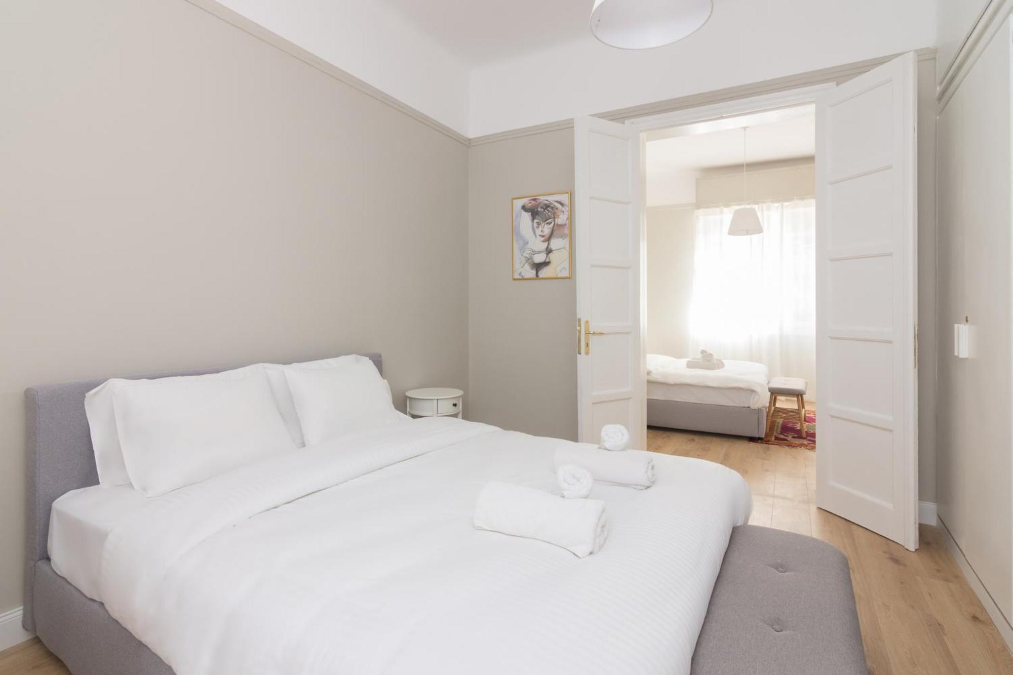 Great House W/ Private Parking Apartamento Atenas Exterior foto